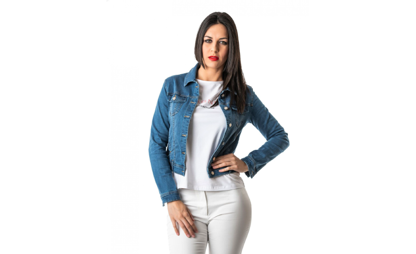 Cazadora denim con 15% de descuento