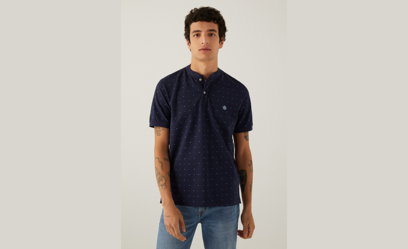 Polo slim mao estampado all over