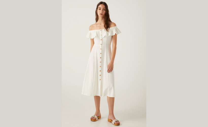 Vestido bordado suizo hombros volante