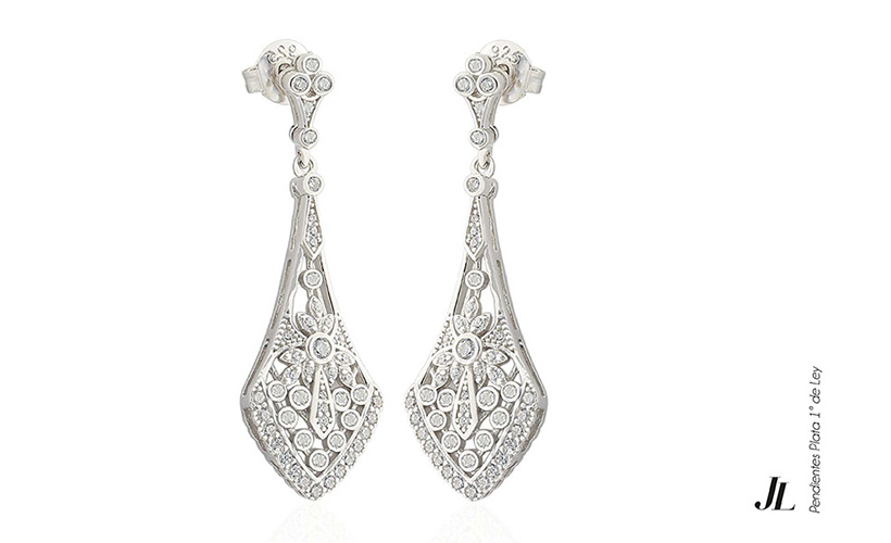 Pendientes plata primera ley.